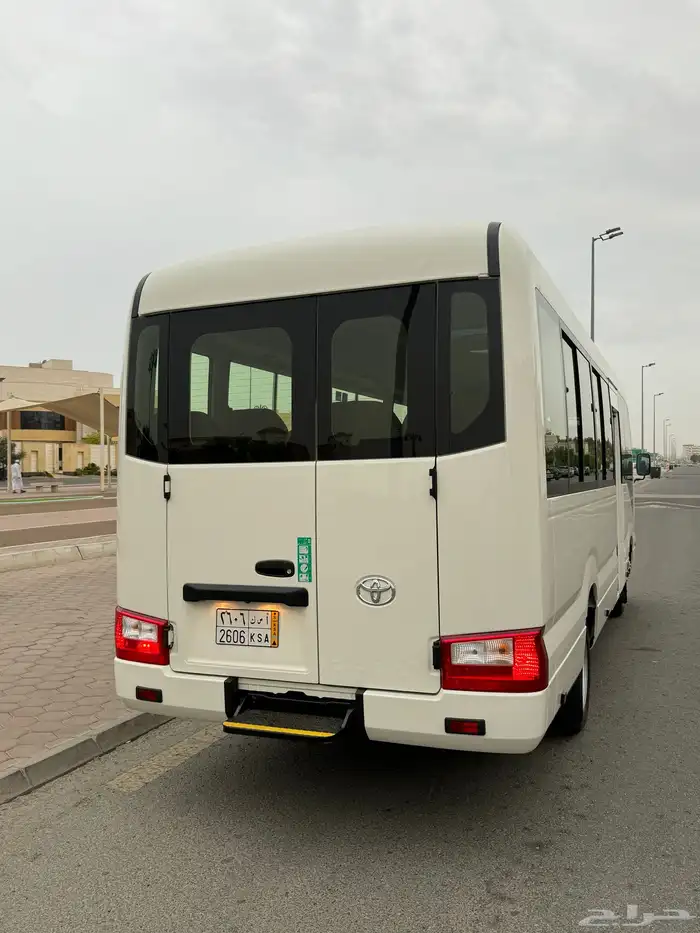 للايجار باصات تويوتا كوستر 2024 11