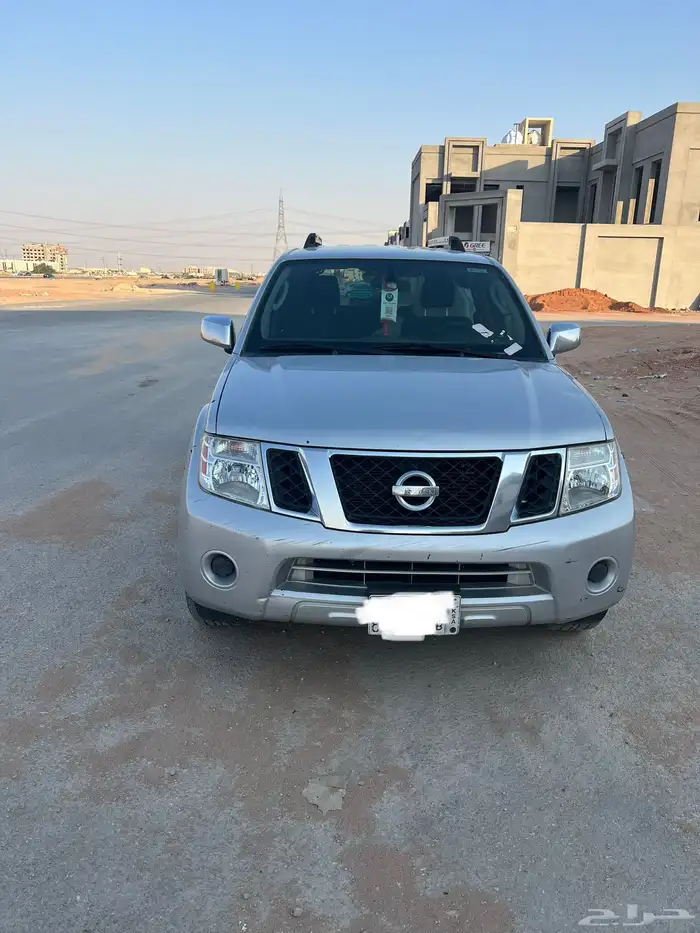 نيسان 0