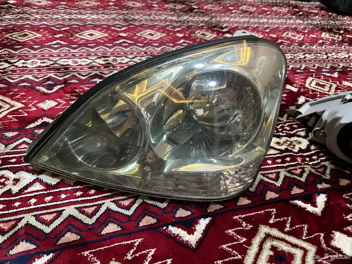 السلام عليكم اعرض لكم شمعات لكزز 430 مديل 2001 3