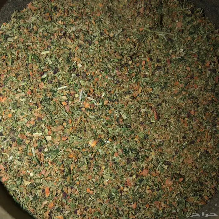 اكل طيور طبيعي خضار مجففه 1
