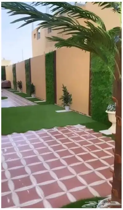 للبيع بيت دور وشقتين 32