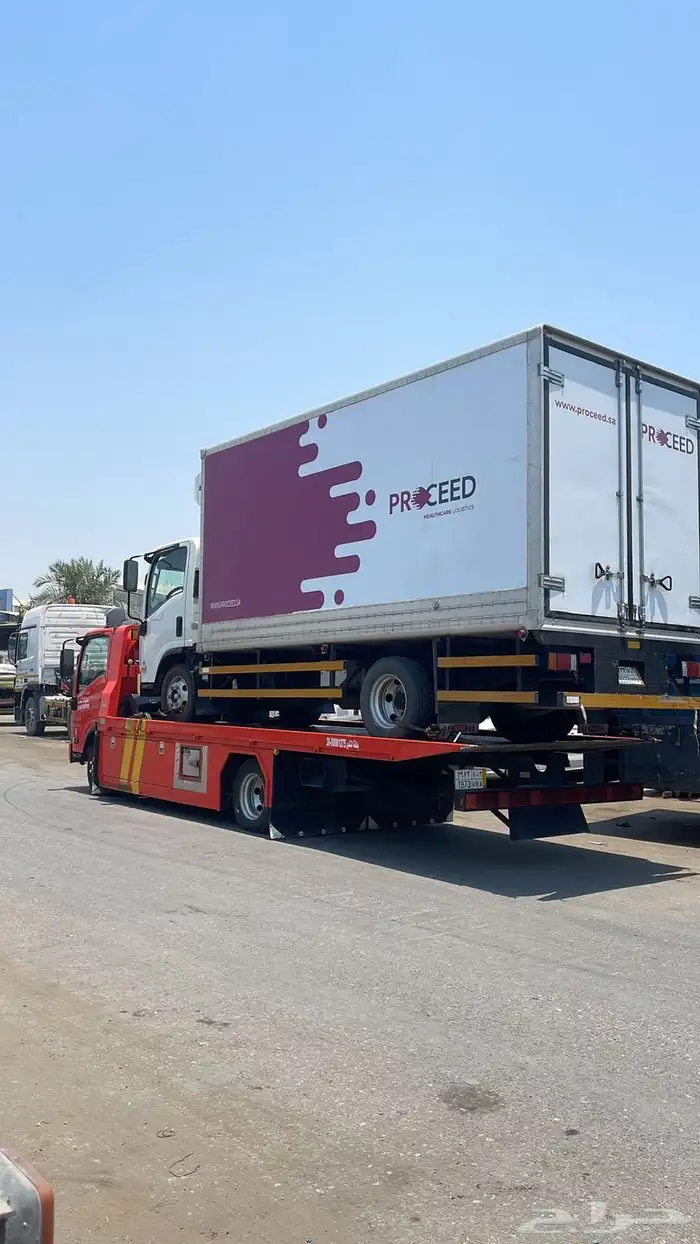 سطحه الاحساء لنقل السيارات 1