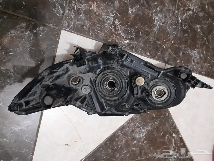 شمعة كرولا 2011 - 2013 يمين 3