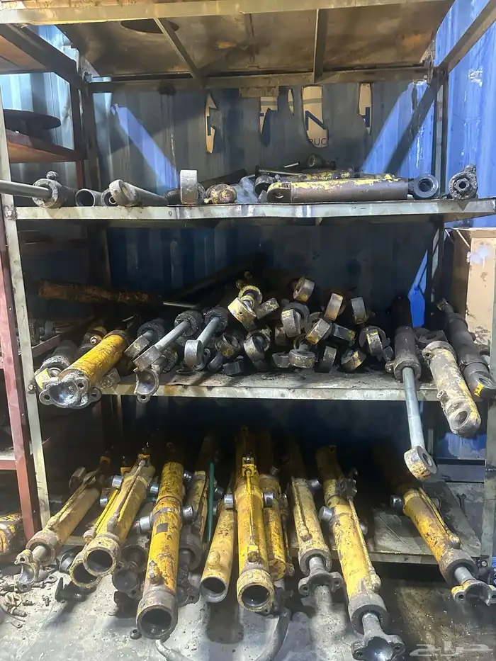 معدات ثقيله تشليح قطع غيارمستعمل كريدرجريدر قريدر شيول D8R 26