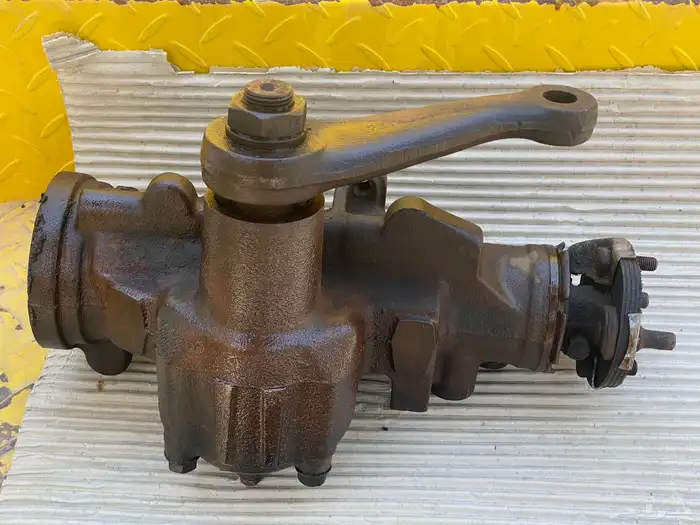 140  قطع سيارات 37