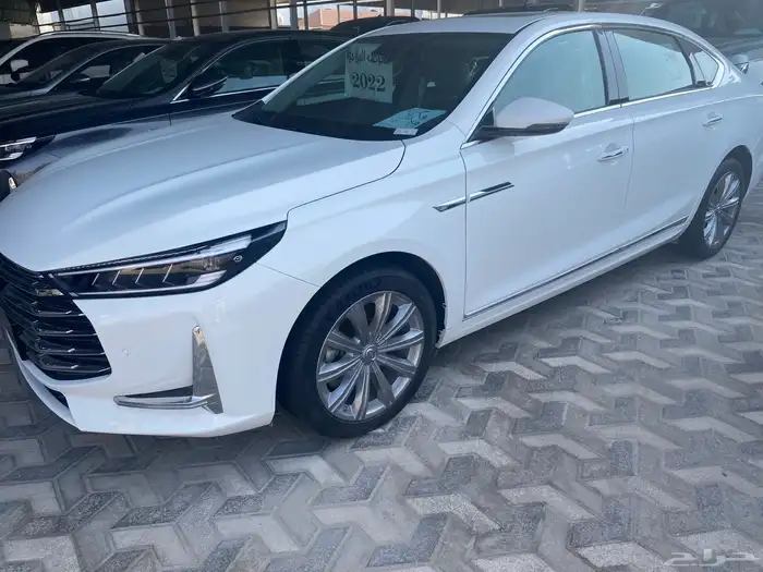 جي اي سي A8 2022 18
