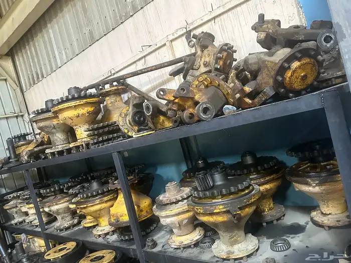 معدات ثقيله تشليح قطع غيارمستعمل كريدرجريدر قريدر شيول D8R 19