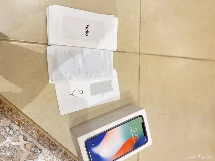 ايفون X مع فاتورت الشراء والصندوق حقة 7