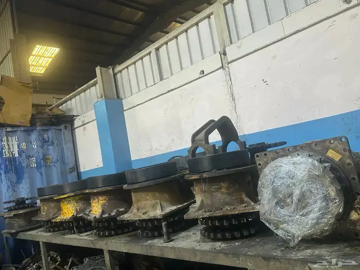 معدات ثقيله تشليح قطع غيارمستعمل كريدرجريدر قريدر شيول D8R 22