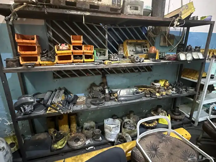 معدات ثقيله تشليح قطع غيارمستعمل كريدرجريدر قريدر شيول D8R 32