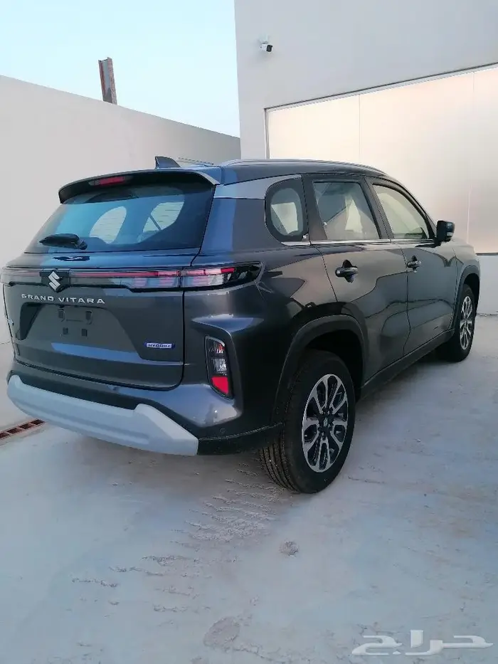 سوزوكي جراند فيتارا 2025 GL GLX 9