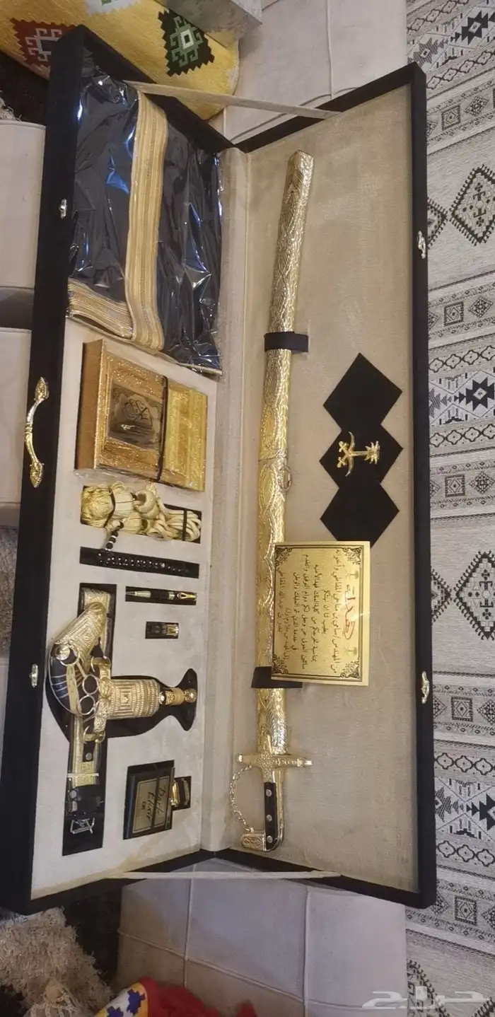 أطقم وهدايا رجاليه روعه و دروع مميزه 0