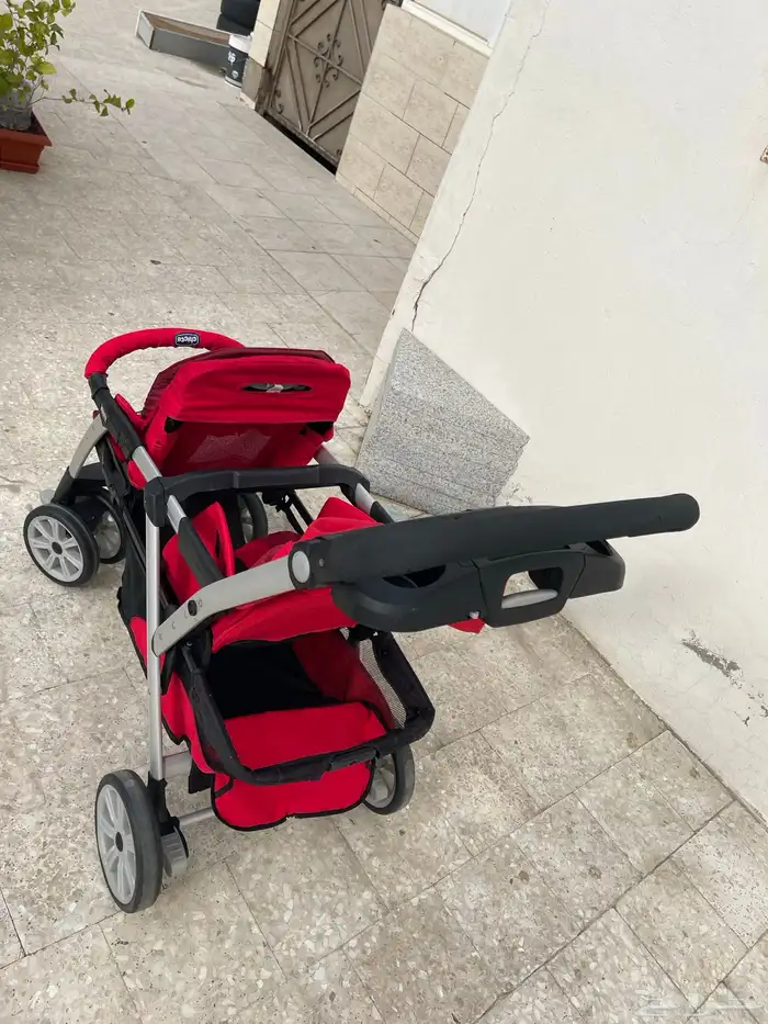 عربة اطفال نفرين ماركة شيكو الغنية عن التعريف 2