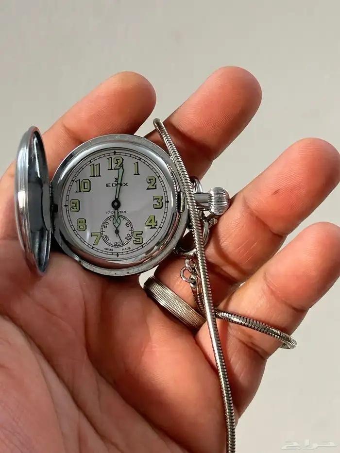 نوادر الساعات القديمة 37