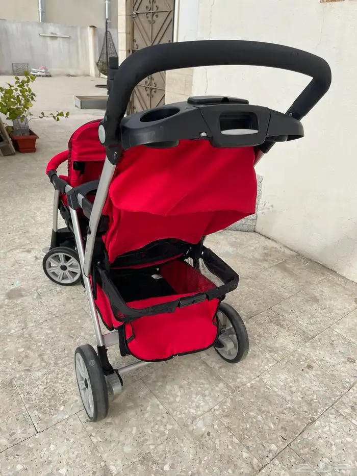 عربة اطفال نفرين ماركة شيكو الغنية عن التعريف 4