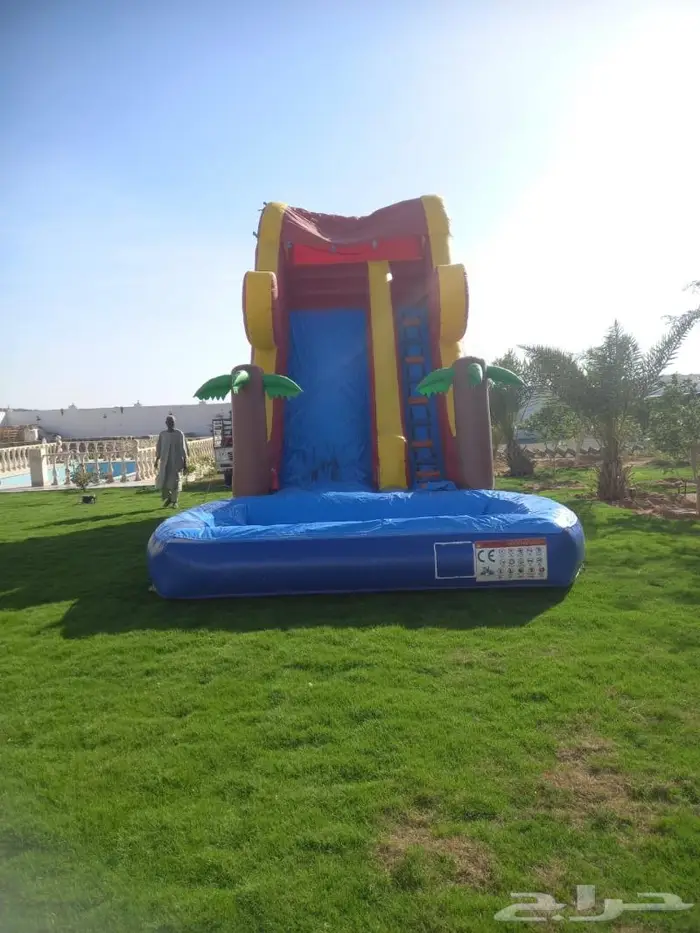 ملعب صابوني و نطيطات و زحليقة مائية للإيجار 1