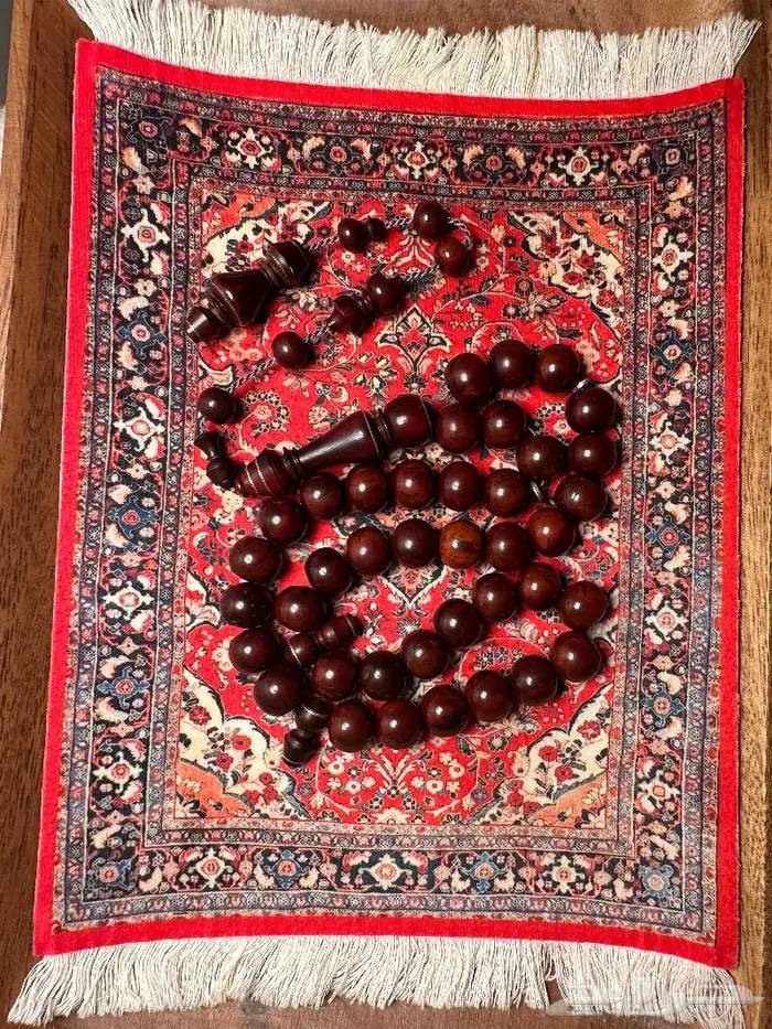 ((تم البيع))مسباح خشب كوك قديم جدا مطعم فضة 4