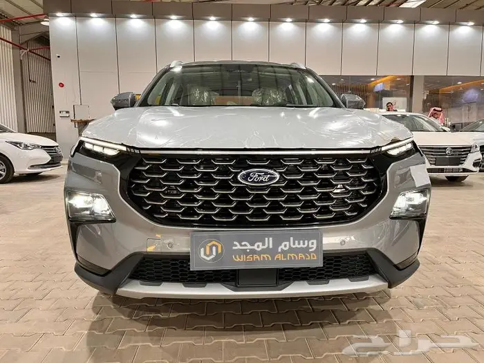 عرض خاص - فورد تيرتوى تيتانيوم 2025 سعودى بطاقه جمركيه . 5