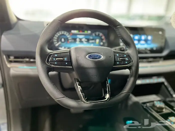 عرض خاص - فورد تيرتوى تيتانيوم 2025 سعودى بطاقه جمركيه . 10