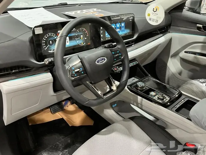 عرض خاص - فورد تيرتوى تيتانيوم 2025 سعودى بطاقه جمركيه . 19