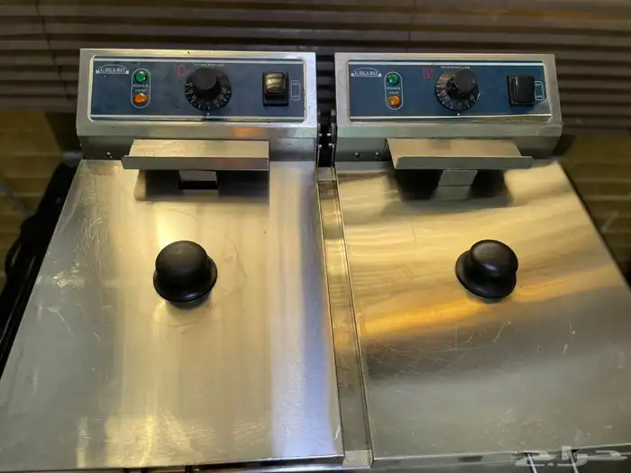 اغراض مطعم للبيع 3