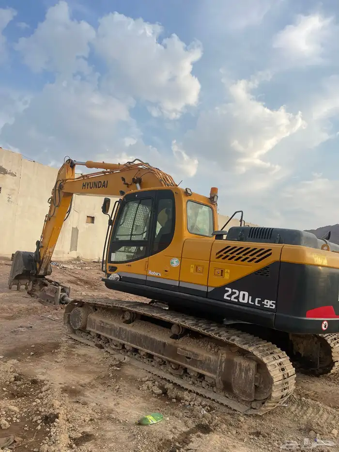 بوكلين هونداي موديل 2018 مقاس 220 للإيجار اليومي والشهري 2