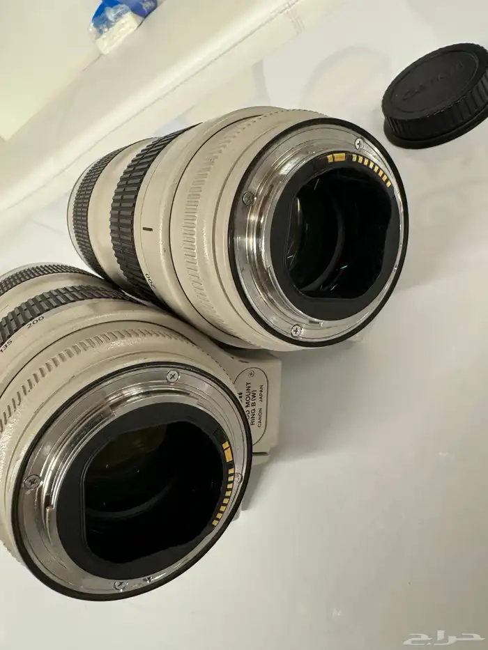 عدسات كانون 70-200 2.8 الفتحه 2