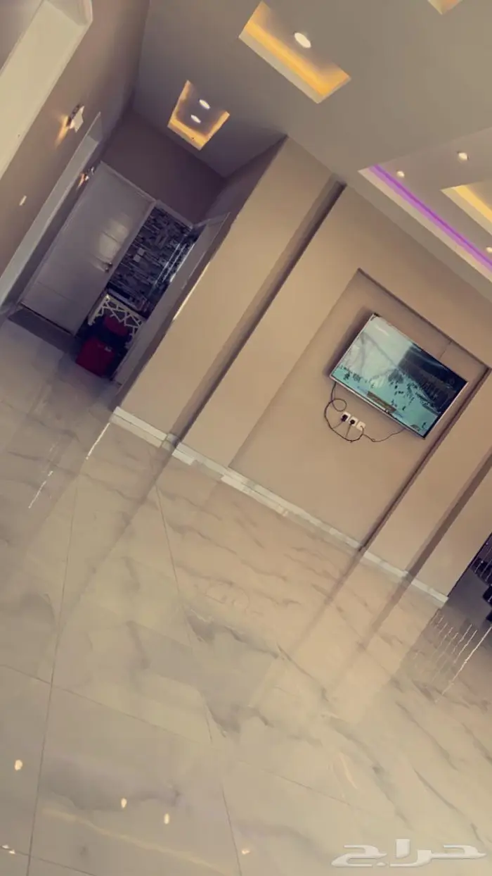 استراحه كبيره قسمين ومسبح كبير بسخان ومويا جديده 15