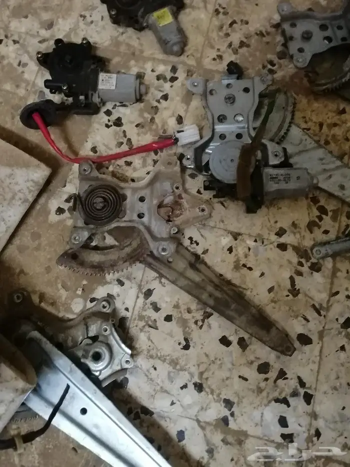 مكاين قزاز لاندكروزر وكامري تويوتا 0