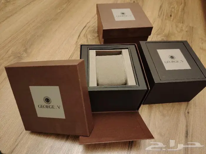 علبة مون بلان جيفنشي بالمان فراري YSL بربري CD مازراتي اجنر 28
