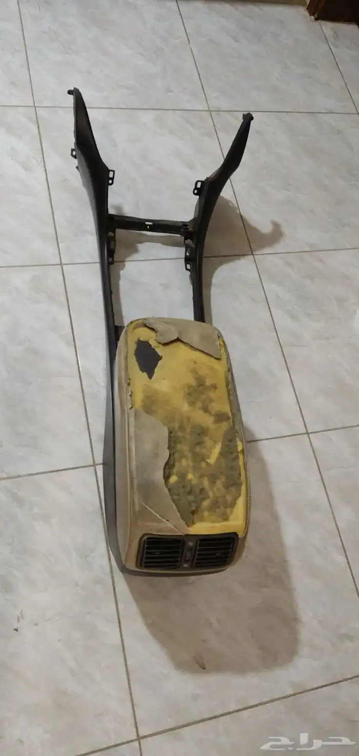 للبيع قطع لكزس 3