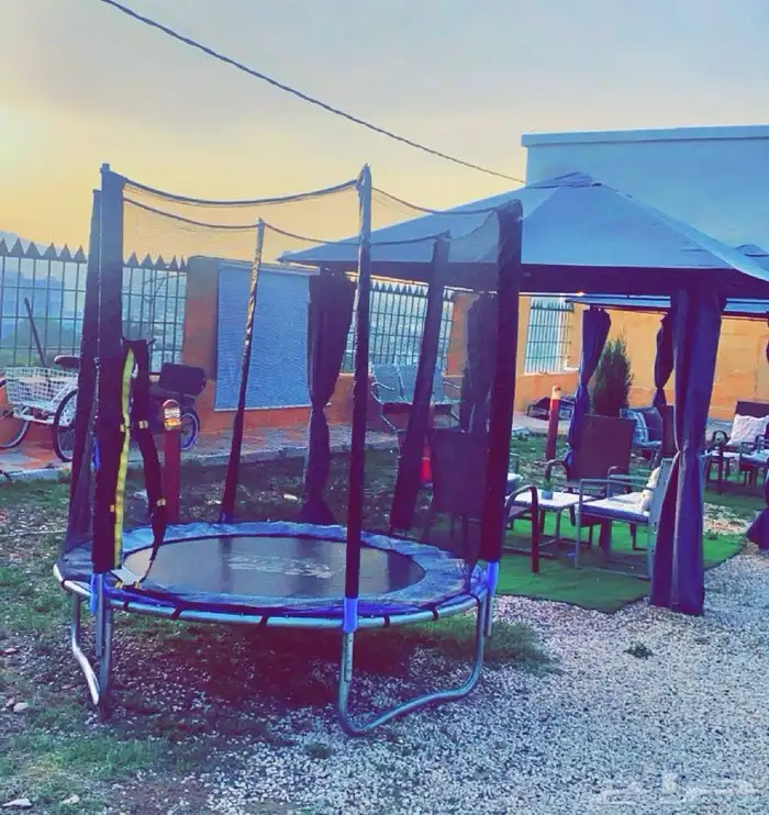 اطلالة خاصة بجلسة خارجية داخل السكن على جبال السودة 6