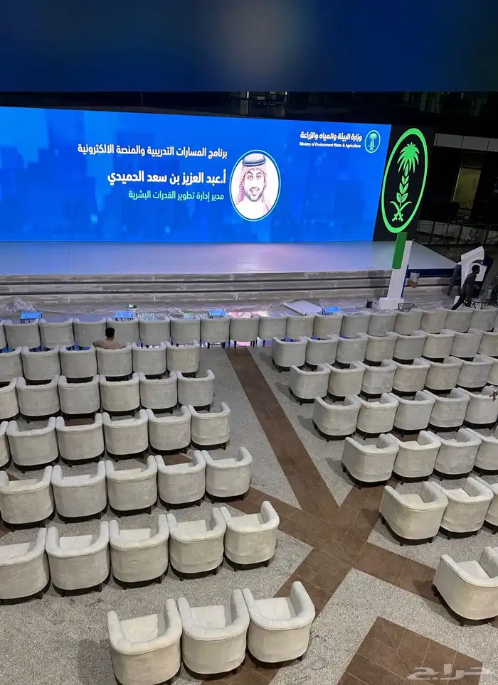 كنب فخم للايجار 11
