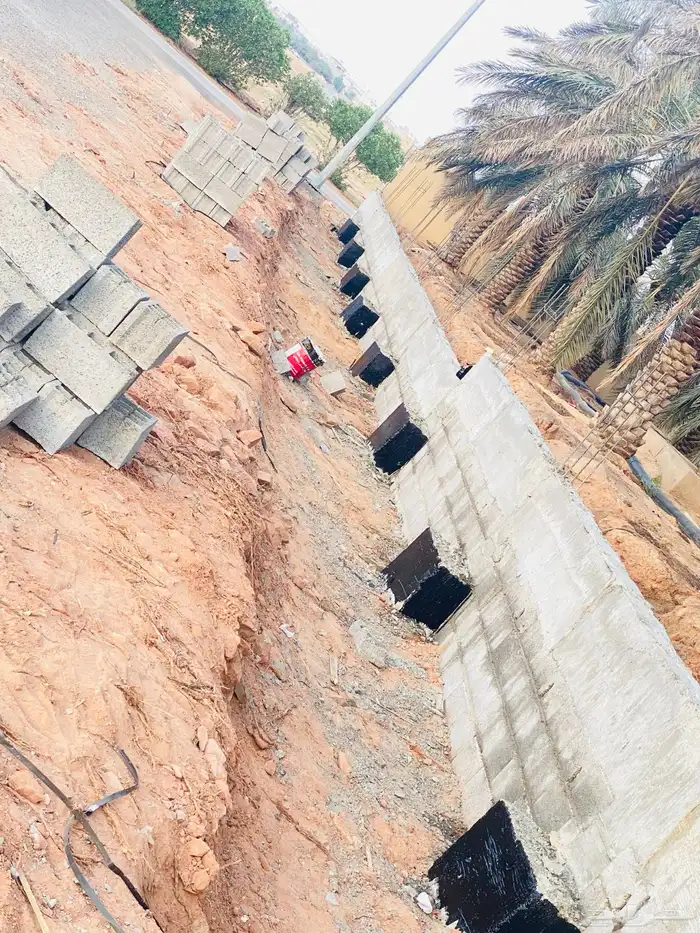 مقاول بناء  وترميم .تحويش اراضي 6