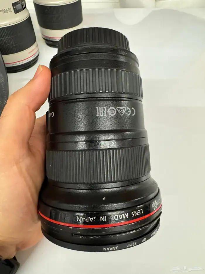 عدسة كانون 16-35 فتحه 2.8 2