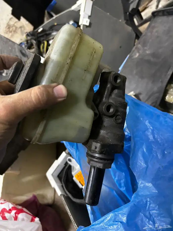 قطع لكزس isf v8 2008 - 2012 10