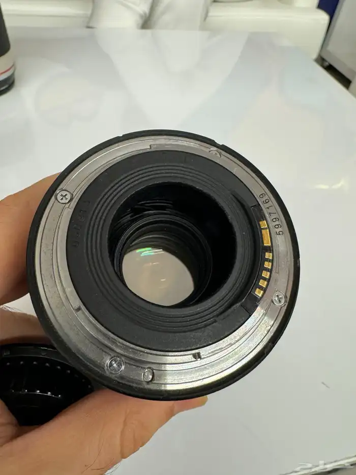 عدسة كانون 16-35 فتحه 2.8 3