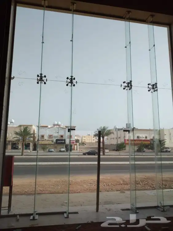 معلم زجاج سكريت جده 7