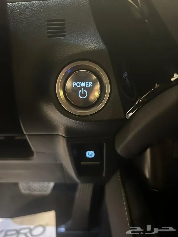 لكزس ES300 استاندر هايبرد 2025 13