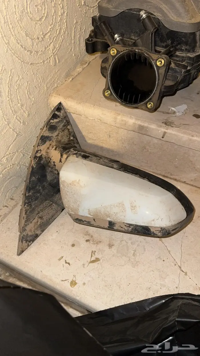 مرايات كابرس2016 LS أبيض 1