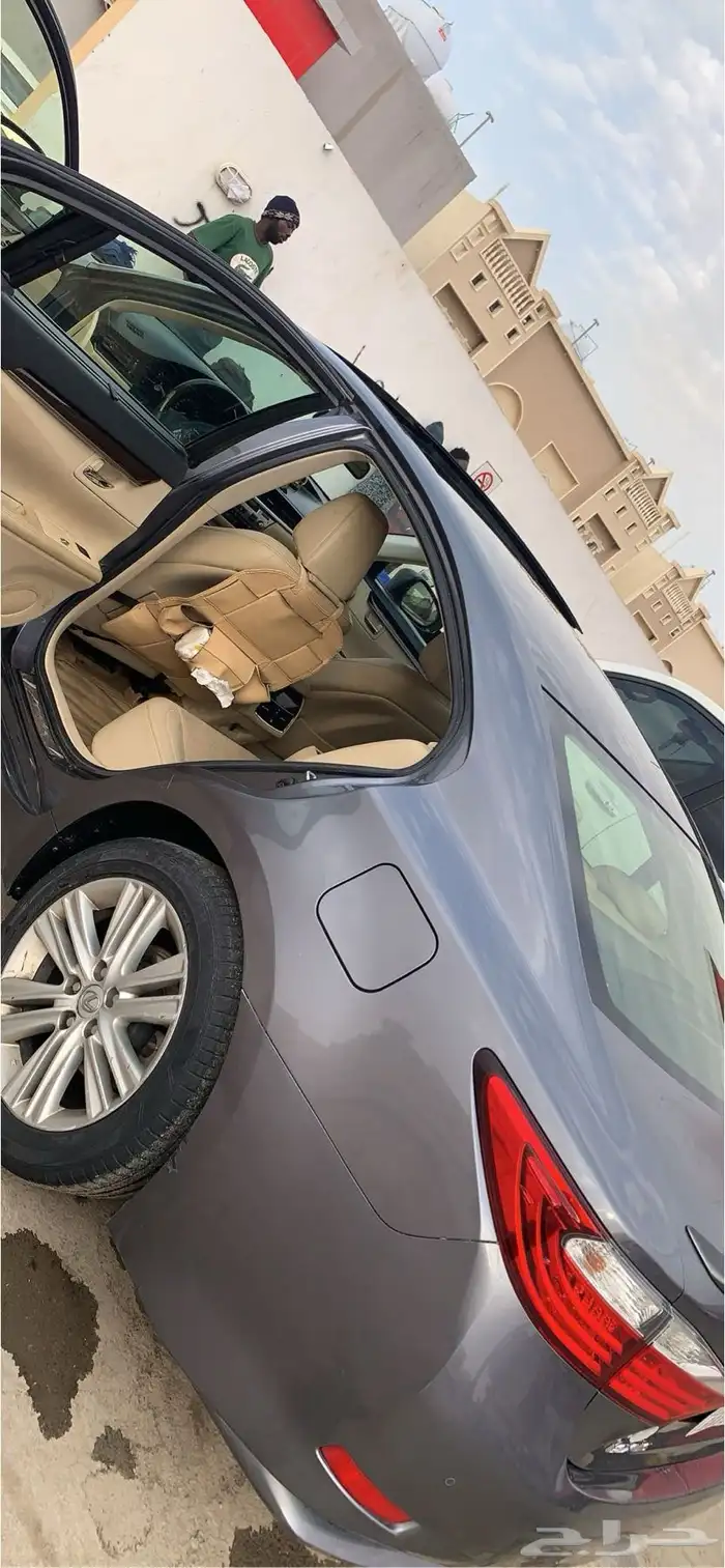 لكزس ES350 2014   ممشى 305 الف قابل للزيادة 3