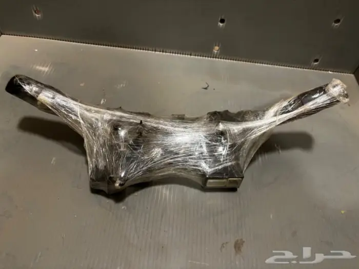 قطع لكزس isf v8 2008 - 2012 43