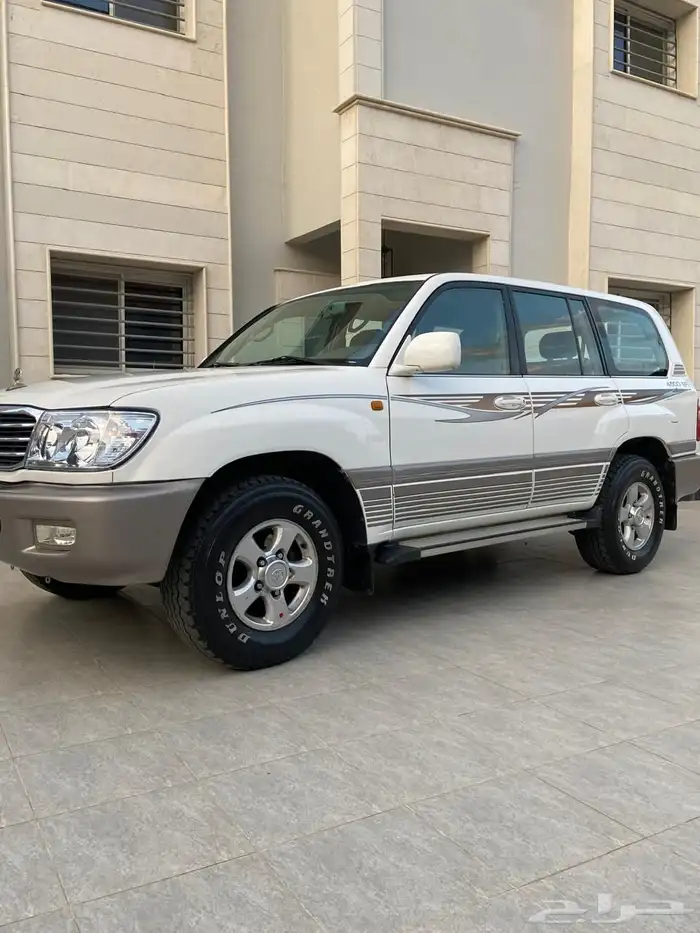 للبيع جيب لاندكروزر 2002 جي اكس ار (( تم البيع )) 2