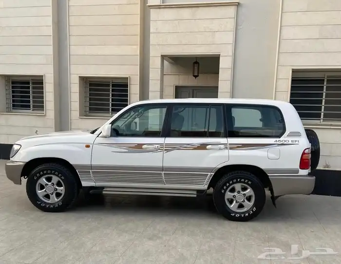 للبيع جيب لاندكروزر 2002 جي اكس ار (( تم البيع )) 3