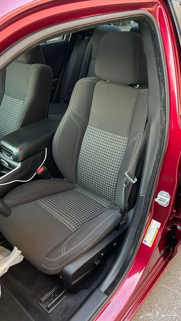 دودج تشارجر ارتي 2018 ((مباع)) 31