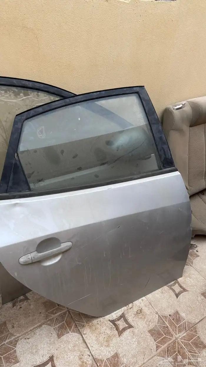للبيع قطع غيار هونداي النترا من 2007 حتى 2012 17