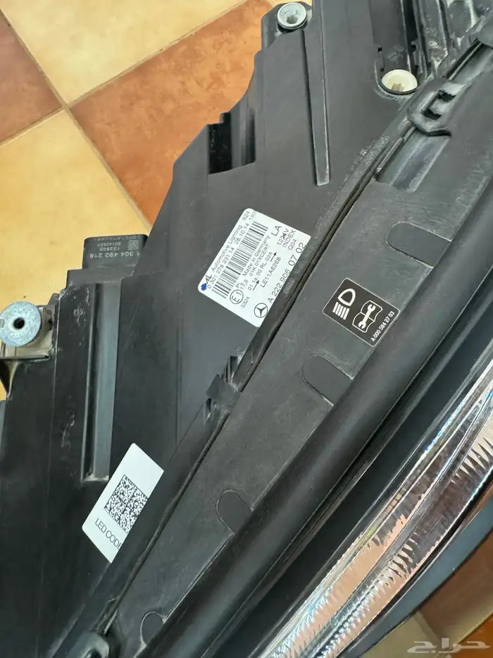 قطع غيار مرسيدس يخت s400 اصلي وكاله نظيف جدا 7