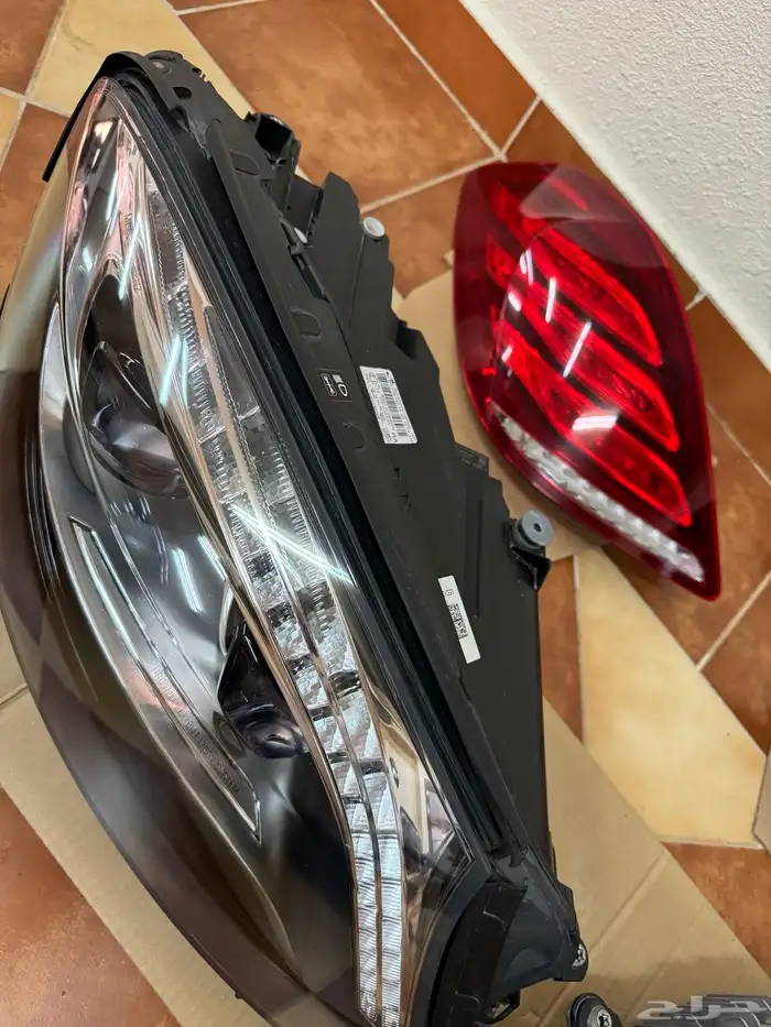 قطع غيار مرسيدس يخت s400 اصلي وكاله نظيف جدا 0