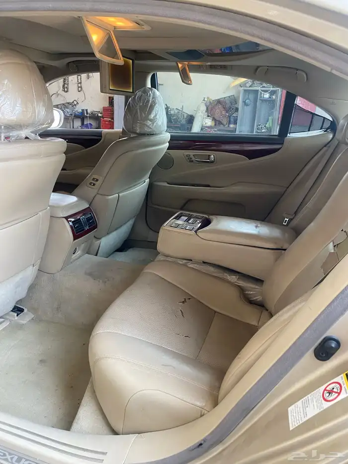 تشليح قطع غيار لكزس LS460L 3