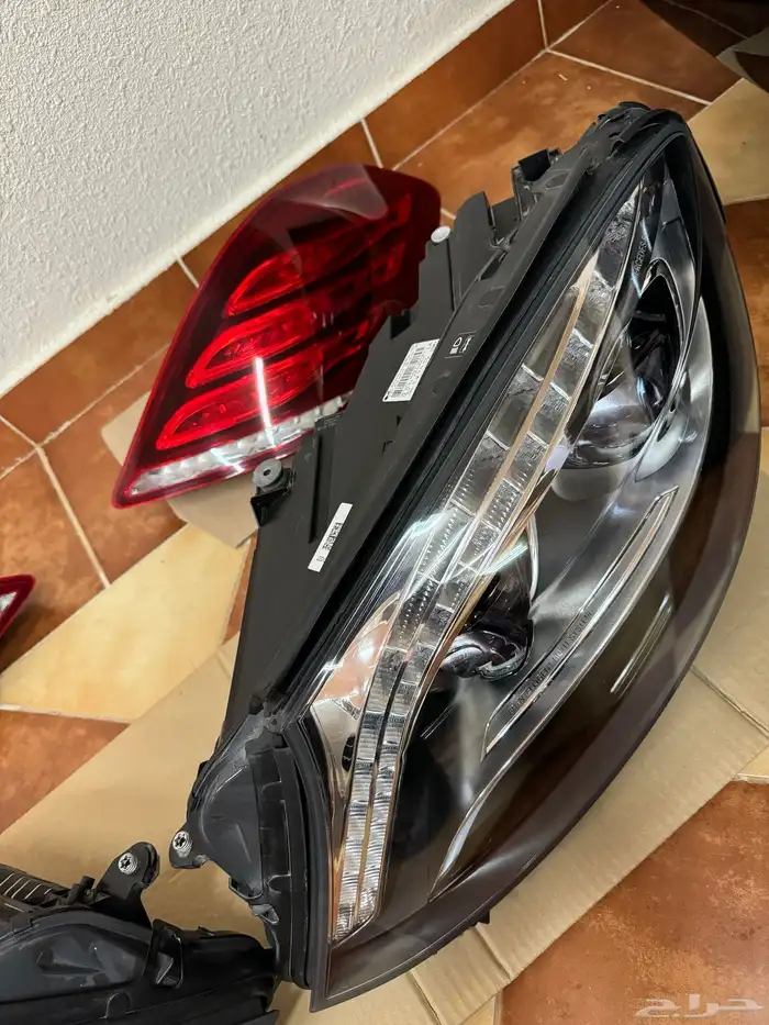 قطع غيار مرسيدس يخت s400 اصلي وكاله نظيف جدا 1